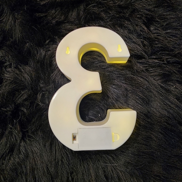 White Number 3 Plastic Light. Sits on a shelf or hangs on wall! - Picture 2 of 5
